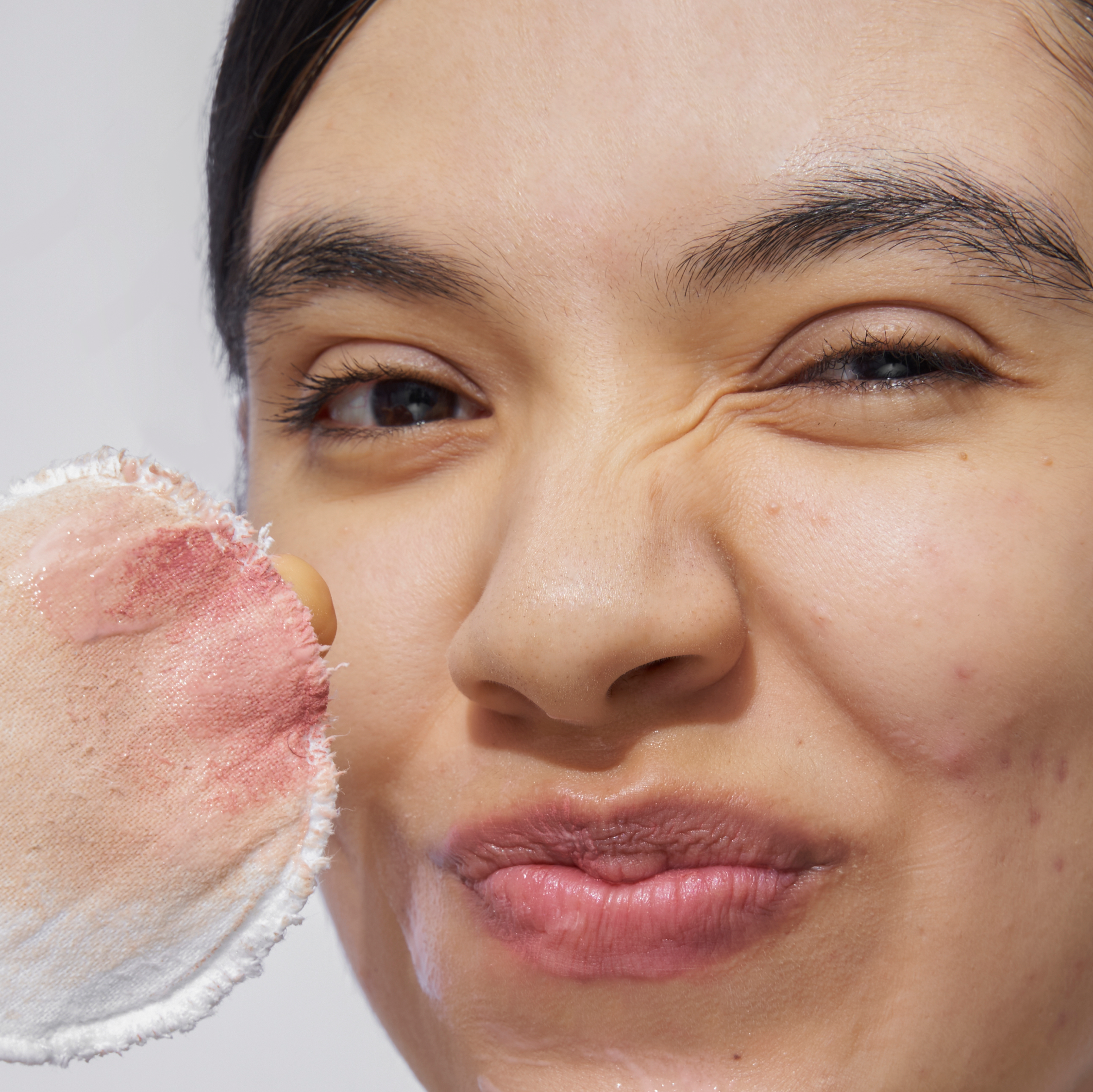 Mousse desmaquillante facial